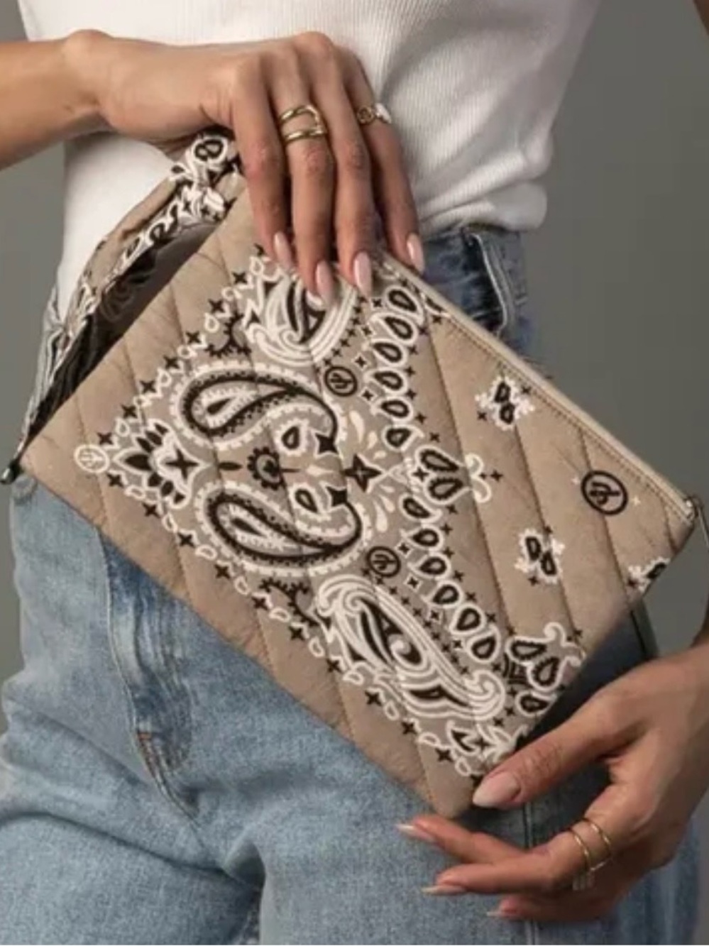 NWT Panache Bandana Boho Paisley Print Clutch Handbag Purse Tan - Picture 4 of 6